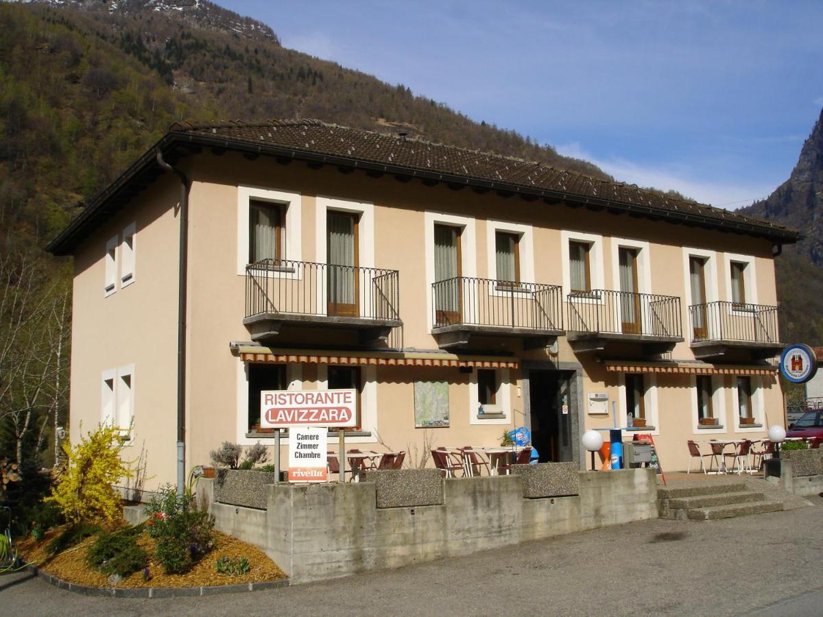 Ristorante Garni Lavizzara Hotel Sornico ภายนอก รูปภาพ
