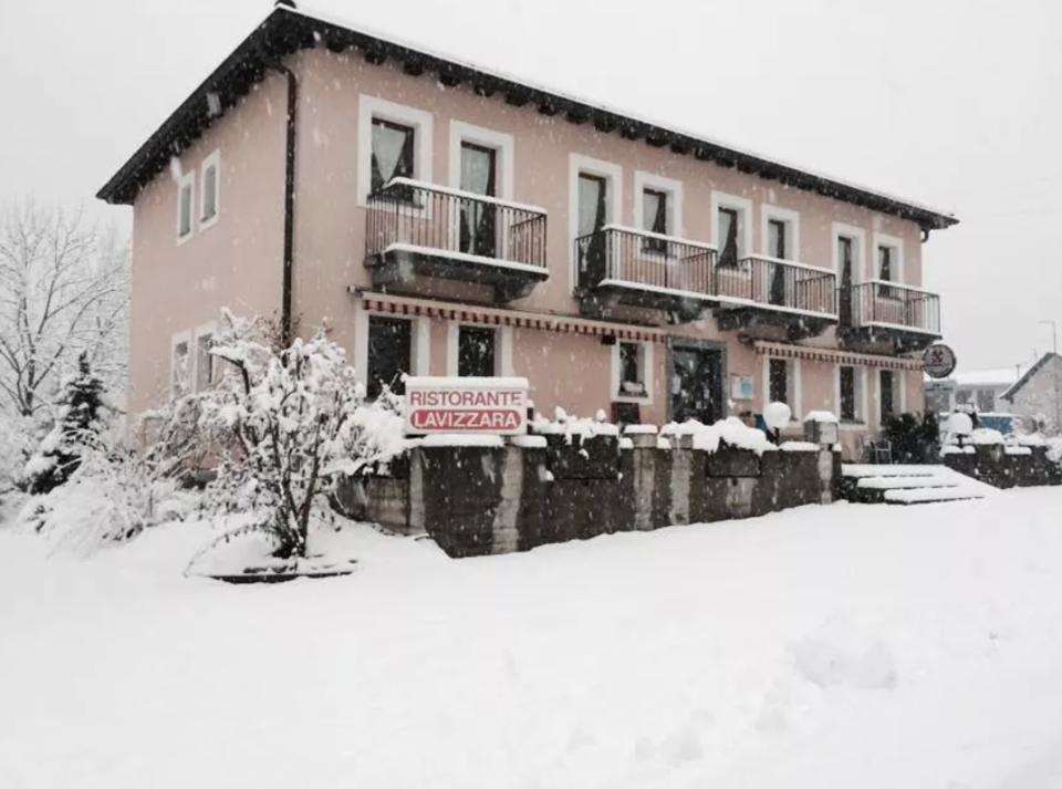 Ristorante Garni Lavizzara Hotel Sornico ภายนอก รูปภาพ